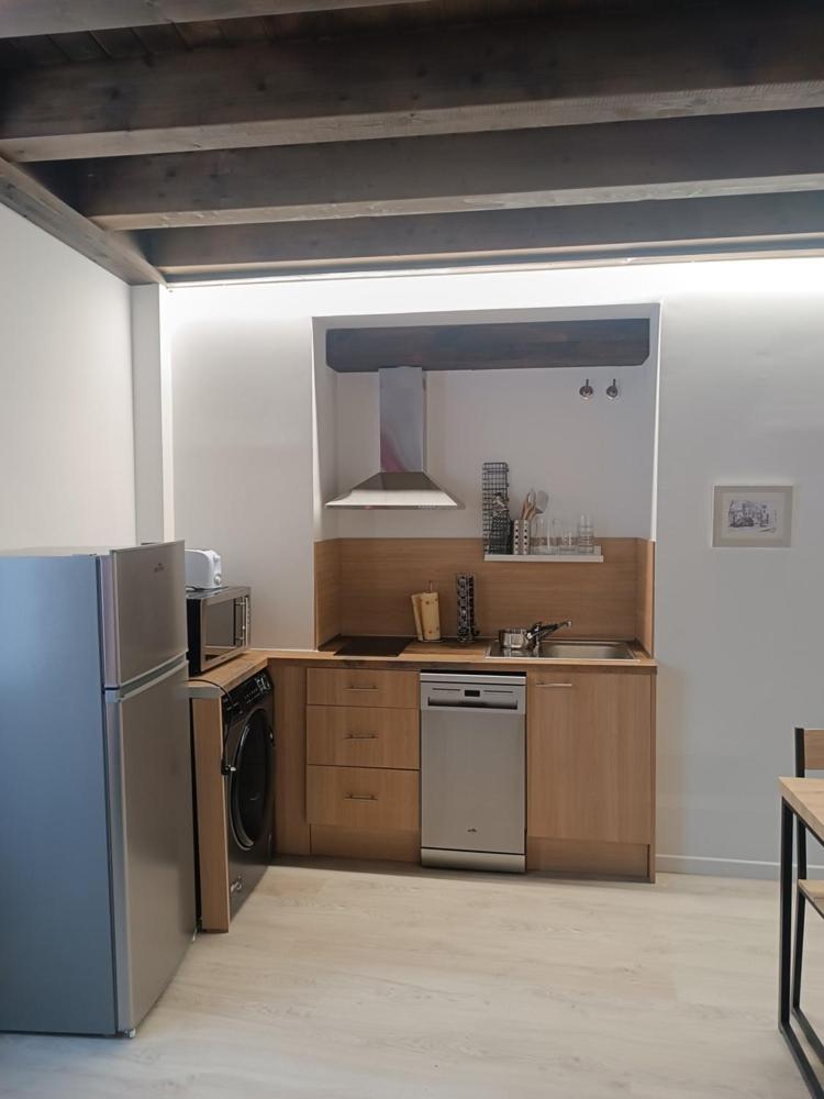 Apartamentos Turisticos Avila Puerta Del Puente 1-3 מראה חיצוני תמונה