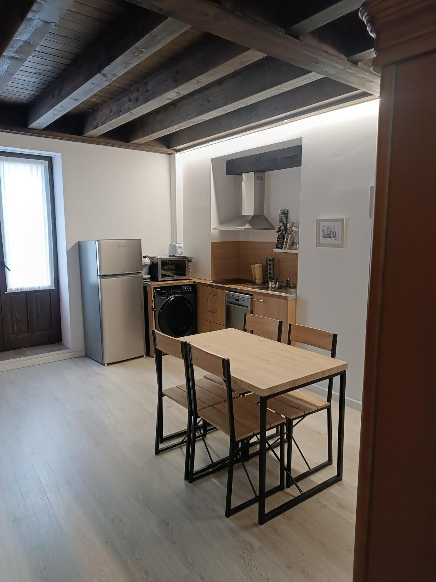 Apartamentos Turisticos Avila Puerta Del Puente 1-3 מראה חיצוני תמונה